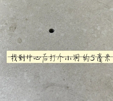 科尔沁右翼中瓷砖空鼓维修公司专业解答在瓷砖铺贴过程中，如果砂料搅拌不均匀，将会带来以下问题